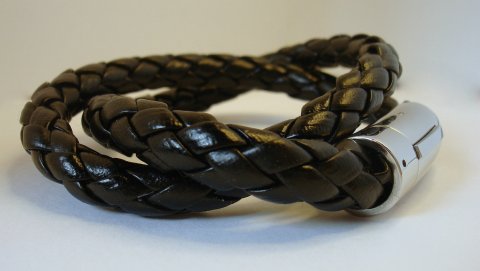 Bolo-Flettet Lderarmbnd m. Magnet Ls