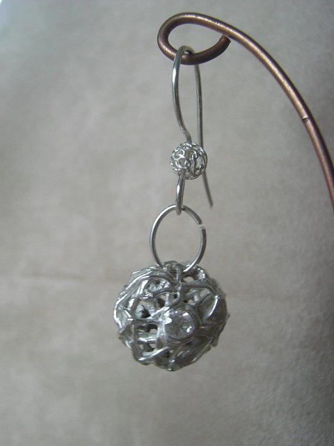 Silver yarn