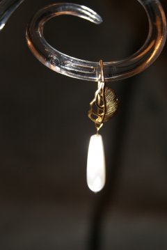 Golden leaf drop