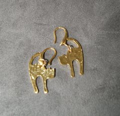 Golden cats