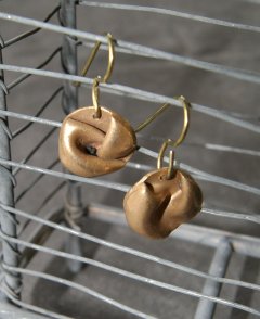 Round bronze fabric 1
