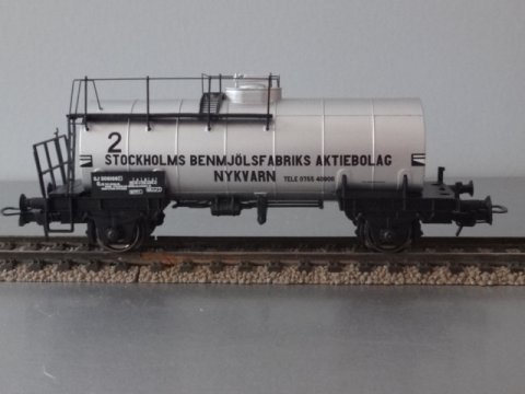 SJ Benmj�lsfabrik-tankvogn, s�lvfarvet Chr. Ohlsson-model fra Jeco