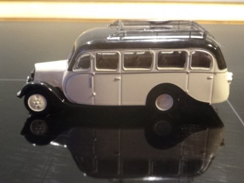 Citro�n U 23-rutebil - 1:87 - metalst�bt