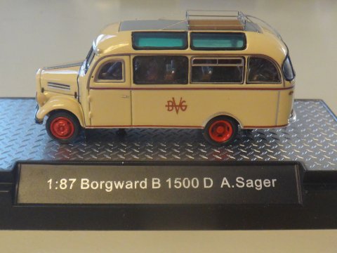 Borgward-turistbus - superflot model - eksakt skala 1:87