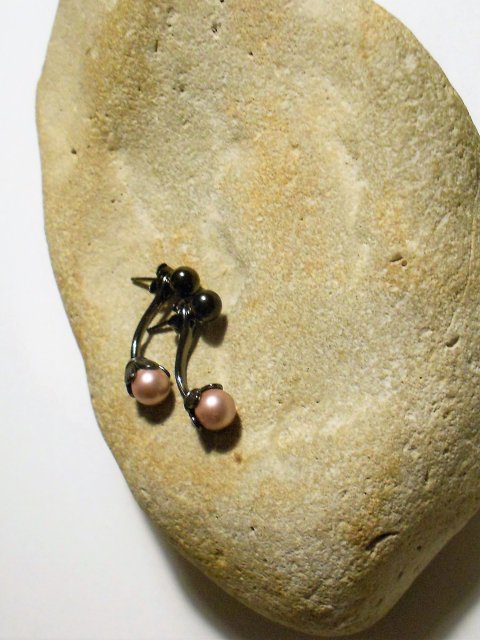 Sofia Pearls .