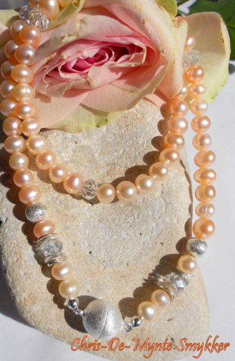 Peach Moment.