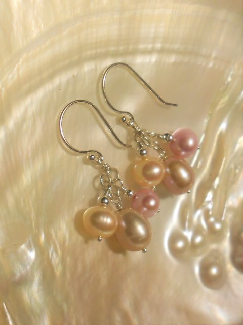 Pure Pearls .
