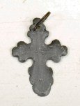 Kors, gr metal, rund form, 3x4 cm