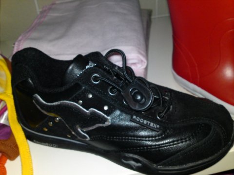 Kangaroos Sneakers