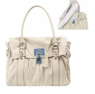 Mischa Barton shopping bag