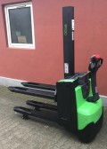 CESAB 800-2000 kg. STABLER - HM2857