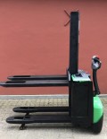 CESAB 800-2000 kg. STABLER - HM 2863