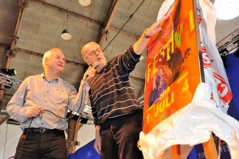 Ole Gjermandsen afslører Tunø Festival plakat 2010