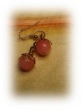 reringe med coral glasperle.