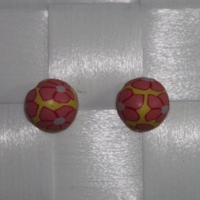Fimo rerige rund gul med lyserde blomster