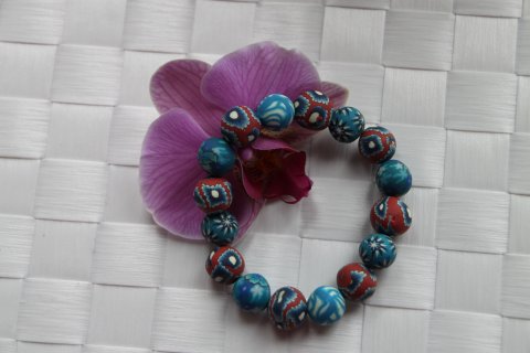 Fimo armbnd brunt/blt m. 12mm perler