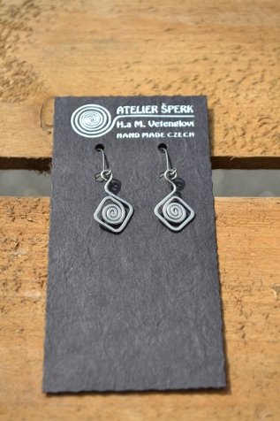Earrings in surgical steel