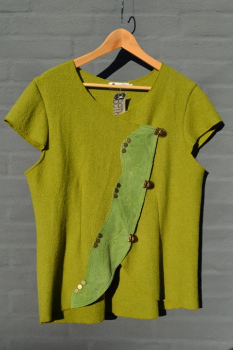Woolvest with skin and reviter size XL