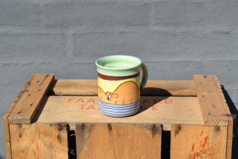 Mug with hippo