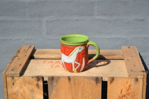 Mug with horse
