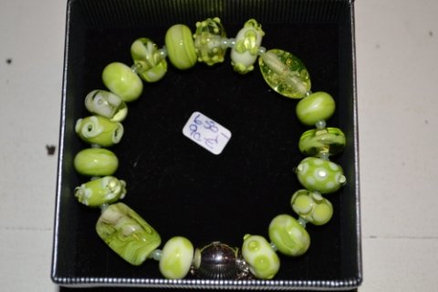 Bracelet in lime colours