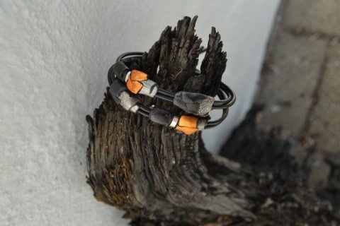 Handmade leatherbracelet in brown/copper colours