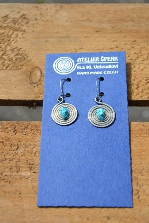 Earrings with turquoise