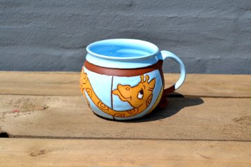 Mug with giraf