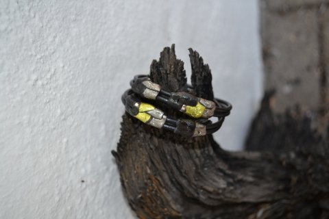 Handmade leatherbracelet in yellow colours