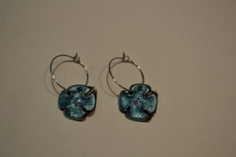 Creols with flowers in light blue