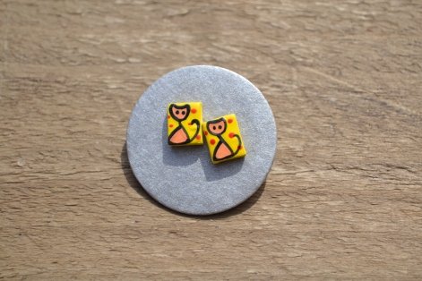 Yellow with cat