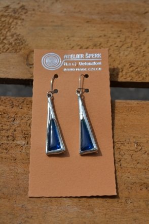 Earrings with turquoise blue glass