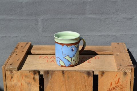 Mug with elephant