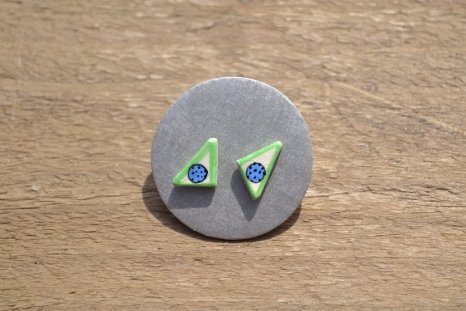 White/green/blue