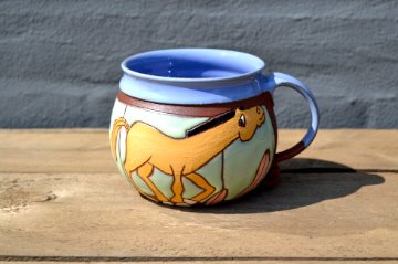 Mug with horse