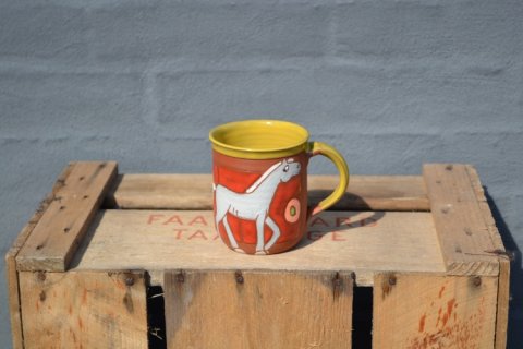 Mug with horse