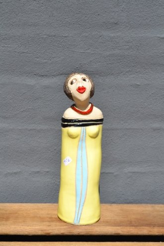Lady figure - small