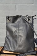 Nice soft bag ind black vealskin