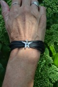 Gauchuck bracelet with metal star