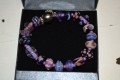 Bracelet in purple colours