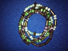 Dejligt armbnd med cateye perler