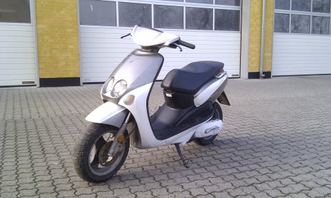 Yamaha Neos - Knallert og scooter