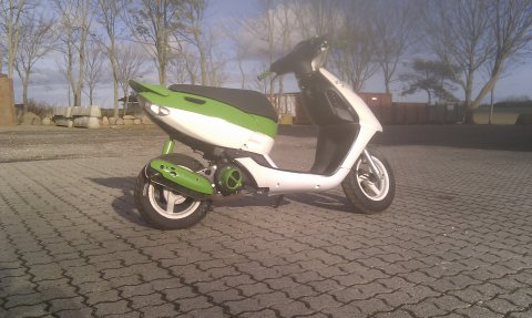 Knallert scooter Aprilia Sonic