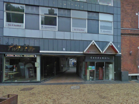 Adresse til klinik i Jernbanegade