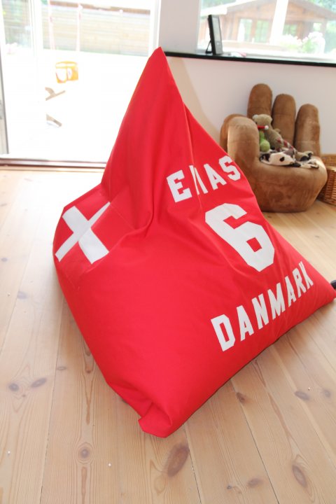 S&aelig;kkestol med navn og tema! Elias blev 6 &aring;r!
