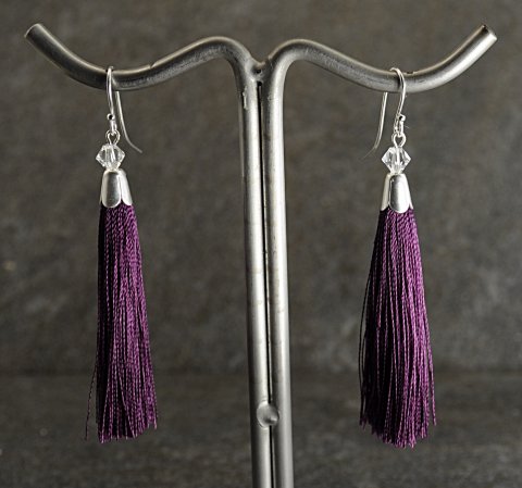 Mrk lilla tassel reringe