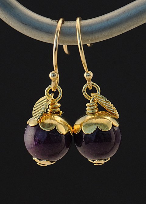AUBERGINE MOUNTAIN JADE