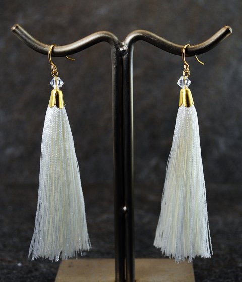 Rhvid tassel reringe