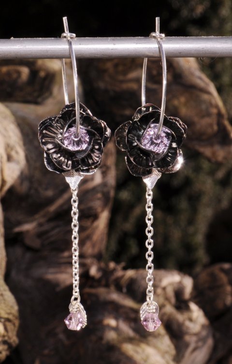 Metal blomst med swarovski