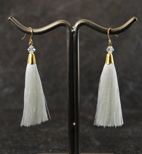 Rhvid tassel reringe